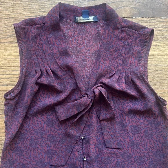 Banana Republic Burgundy Blouse Elegant Top - Picture 3 of 6